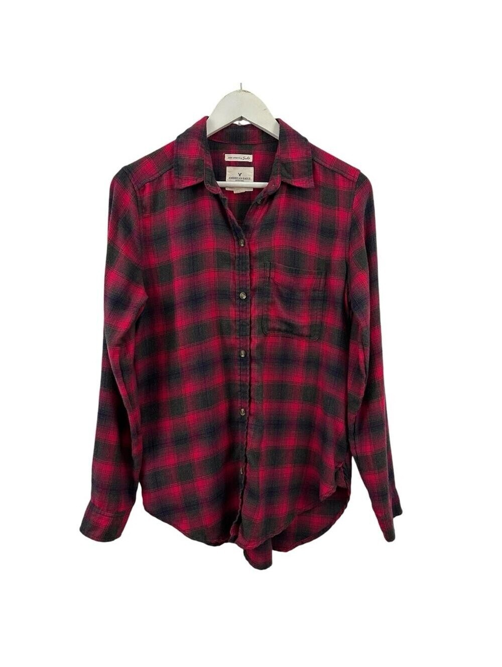American Eagle Outfitters Women's Red & Black Plaid Button Up Shirt Size S